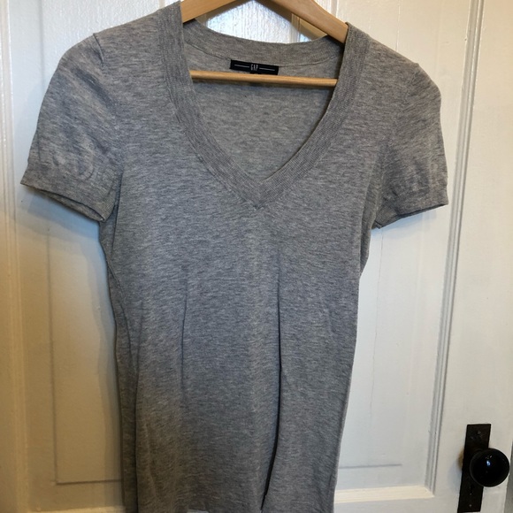 V-Neck Sweater T-shirts - Picture 2 of 8